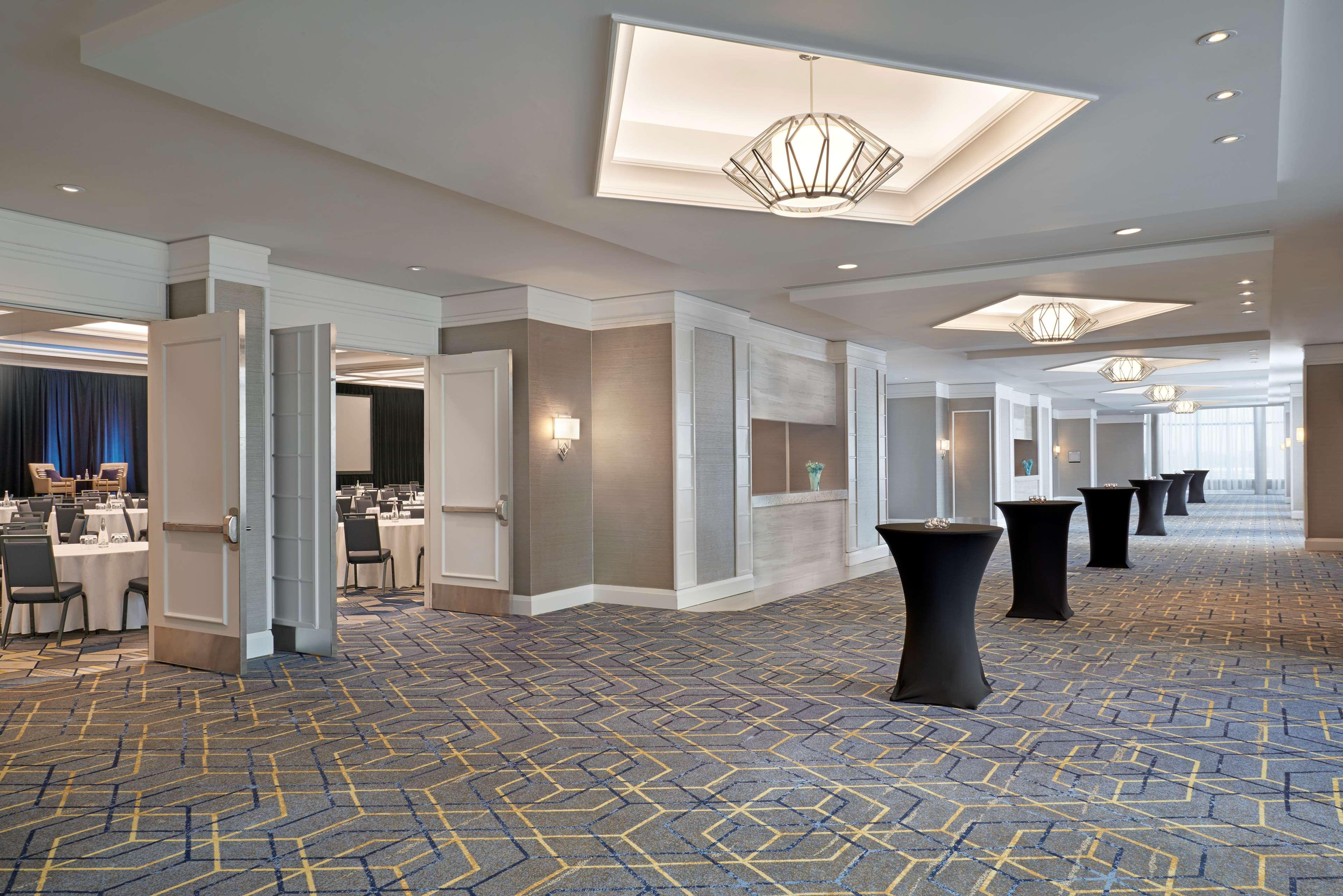 Hotel Western Parkway Toronto North Colline De Richmond